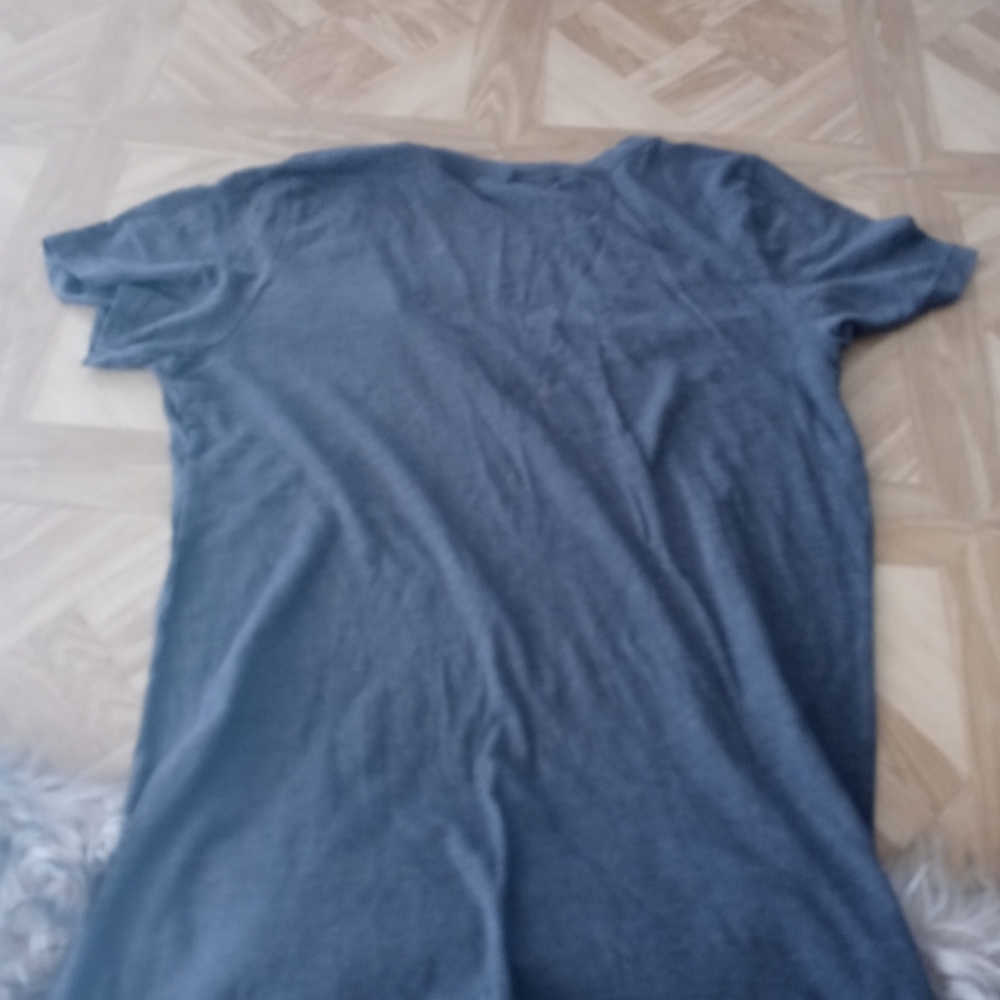 Pink vs tee - Picture 2 of 2